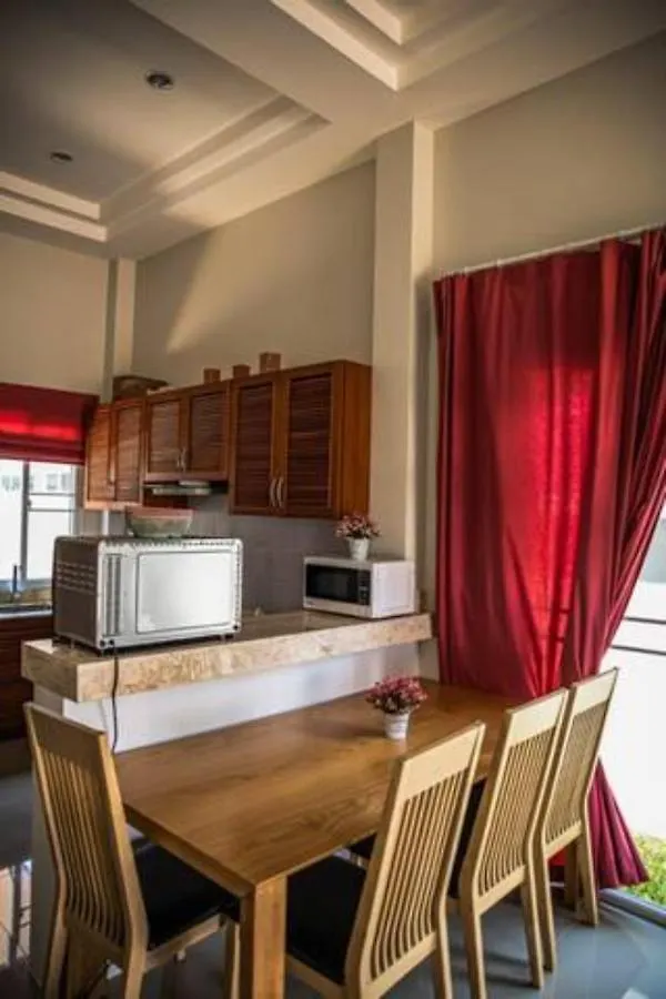 Feriehus Новый Дом 106 М2, Территория 160 М2 И Своя Парковка Villa Phuket