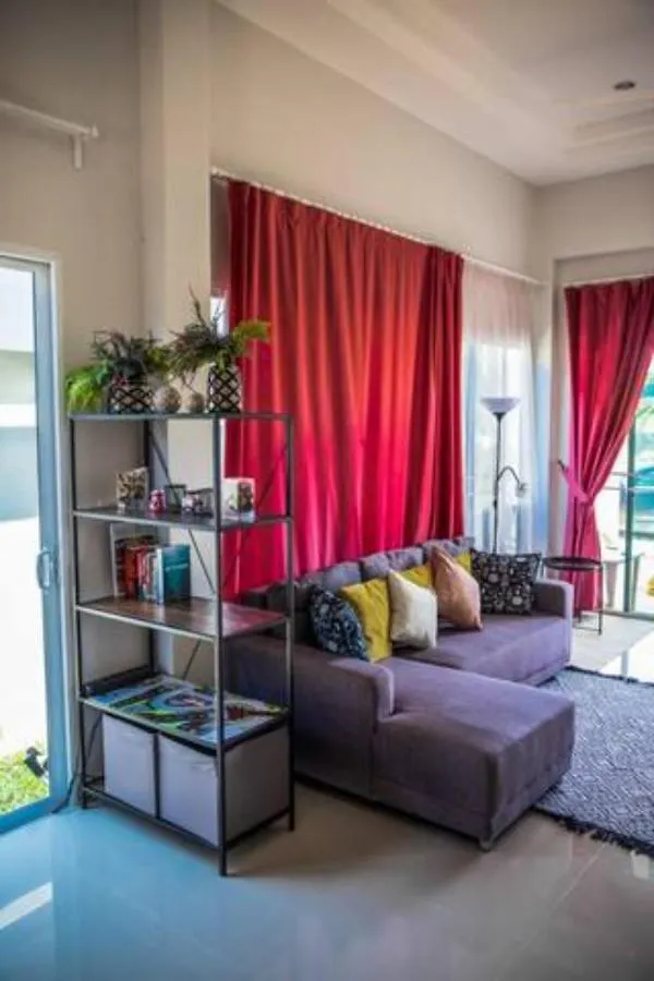 Новый Дом 106 М2, Территория 160 М2 И Своя Парковка Villa Phuket 0*,